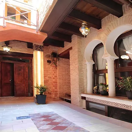 Alcantara Apartment