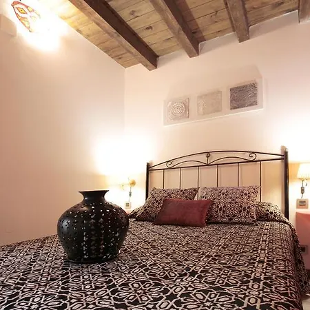 Alcantara アパート トレド